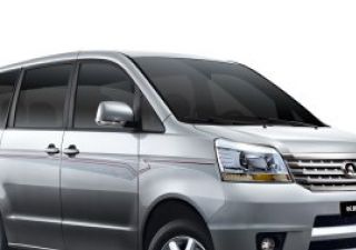 2013款 2.0L 自动舒适型拆车件客服台